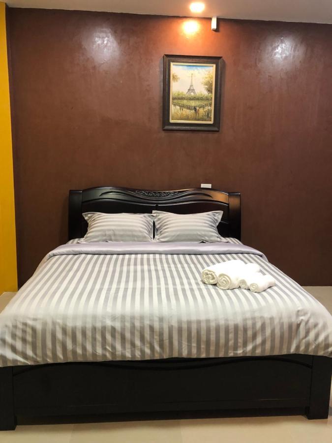 Nonthun 1 Hostel Хон Каен Экстерьер фото